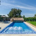 Yourhouse Romani Villa