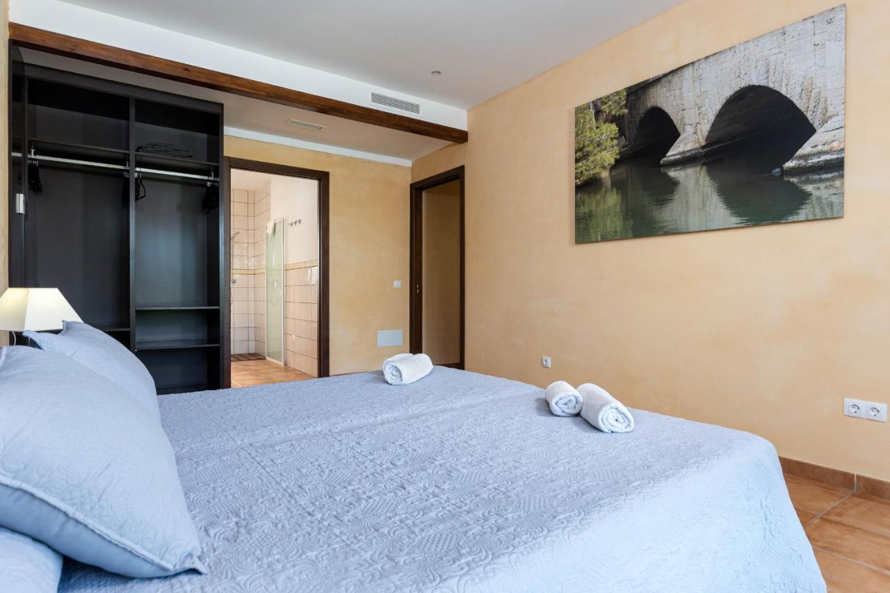 Villa Yourhouse Romani *