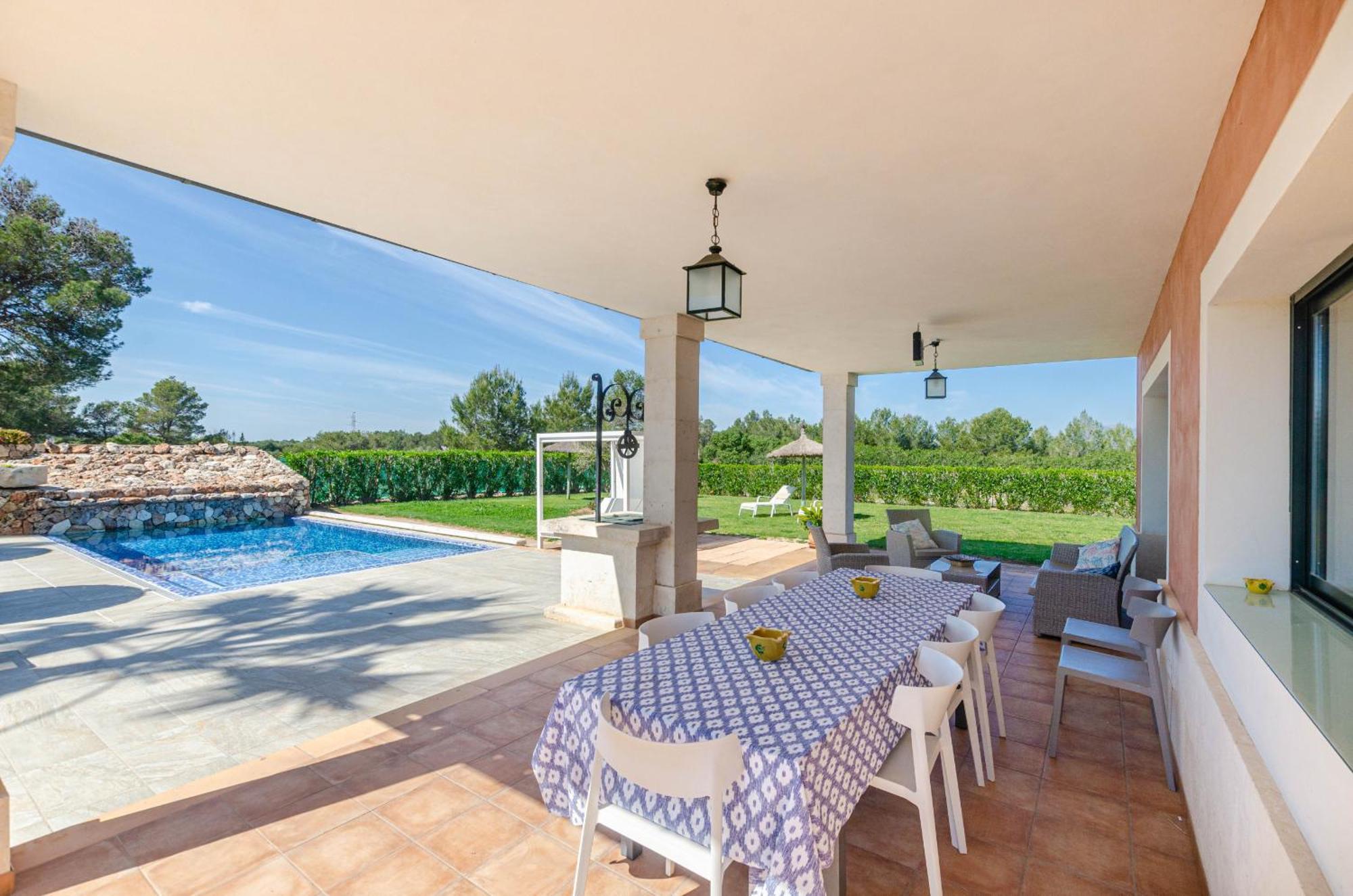 Yourhouse Romani Villa *