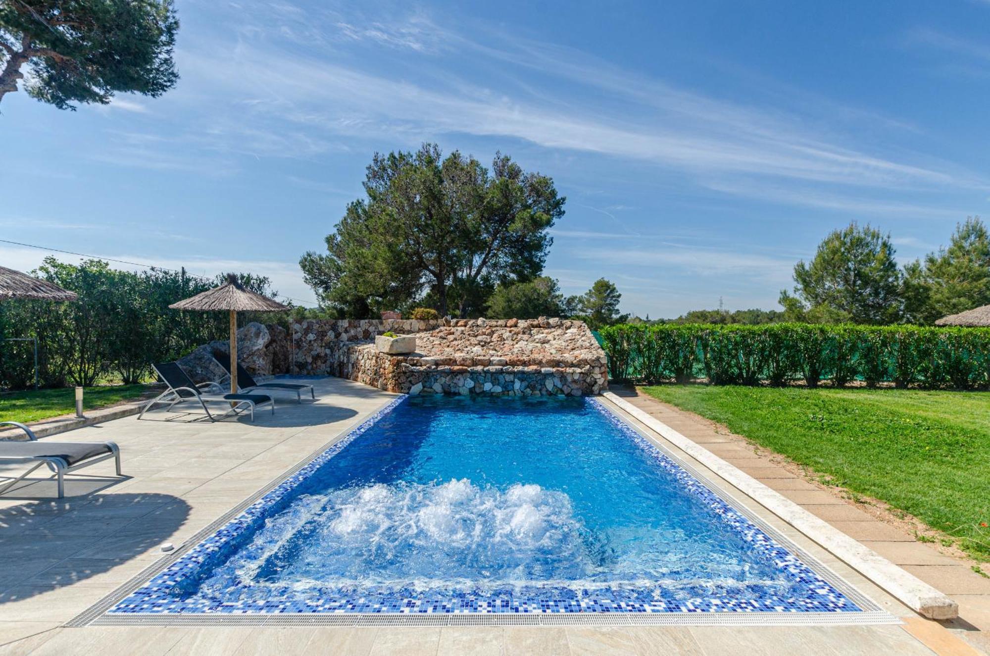 Villa Yourhouse Romani Muro