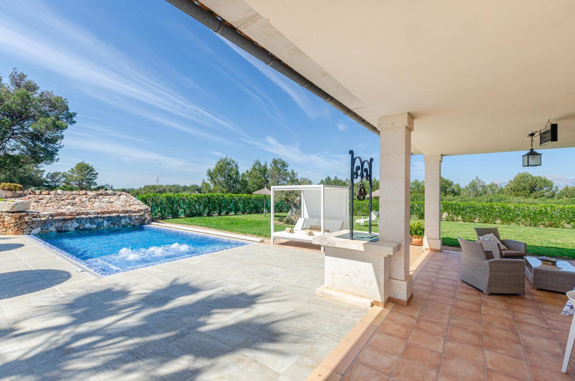 Yourhouse Romani