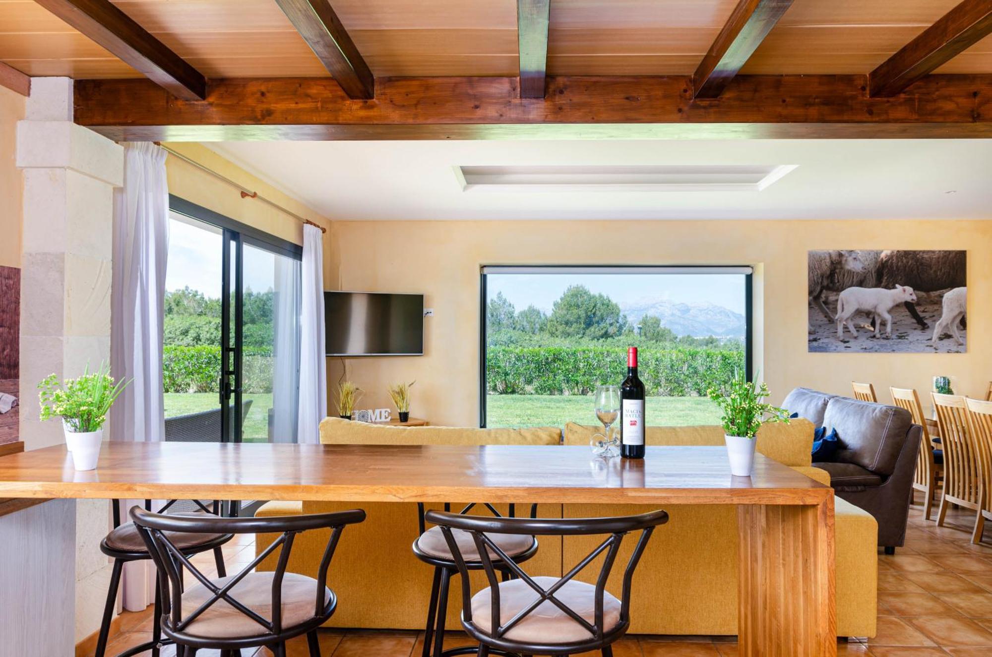 Villa Yourhouse Romani