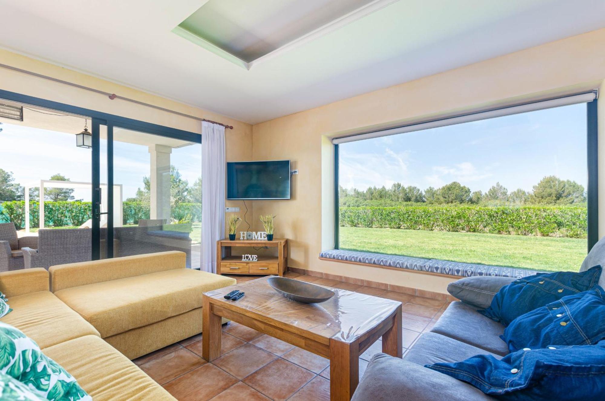 Yourhouse Romani * Muro